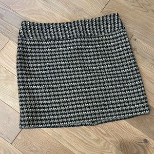 Wool/poly blend mini skirt, size 2